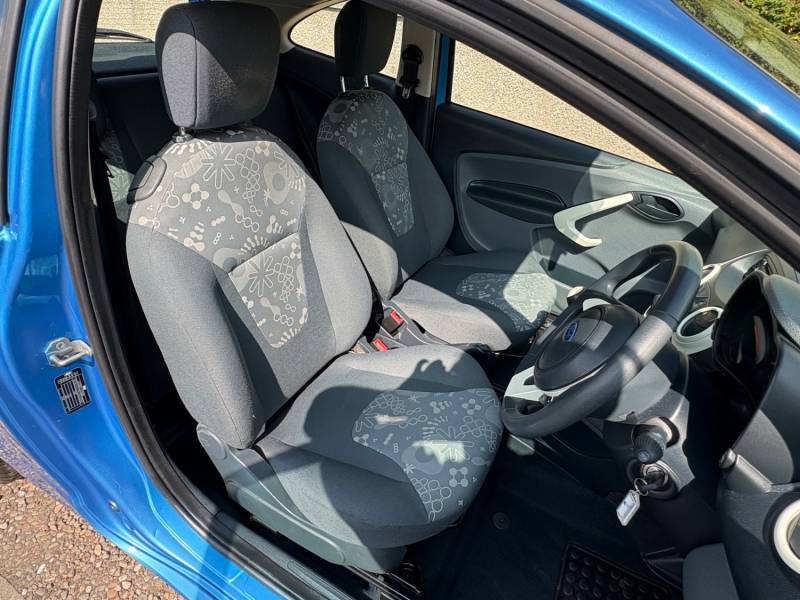 FORD KA