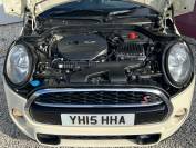 MINI HATCHBACK