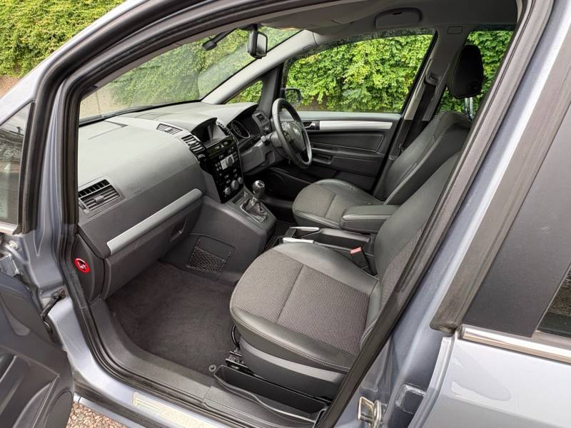 VAUXHALL ZAFIRA