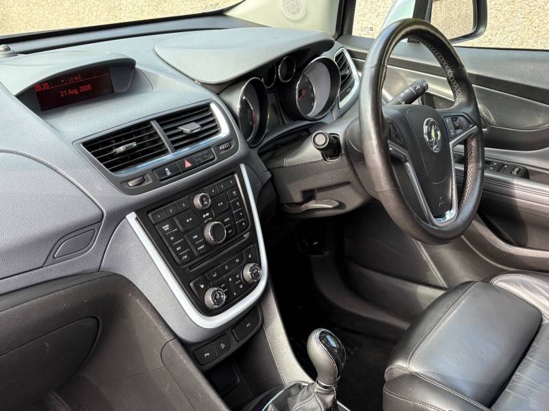 VAUXHALL MOKKA