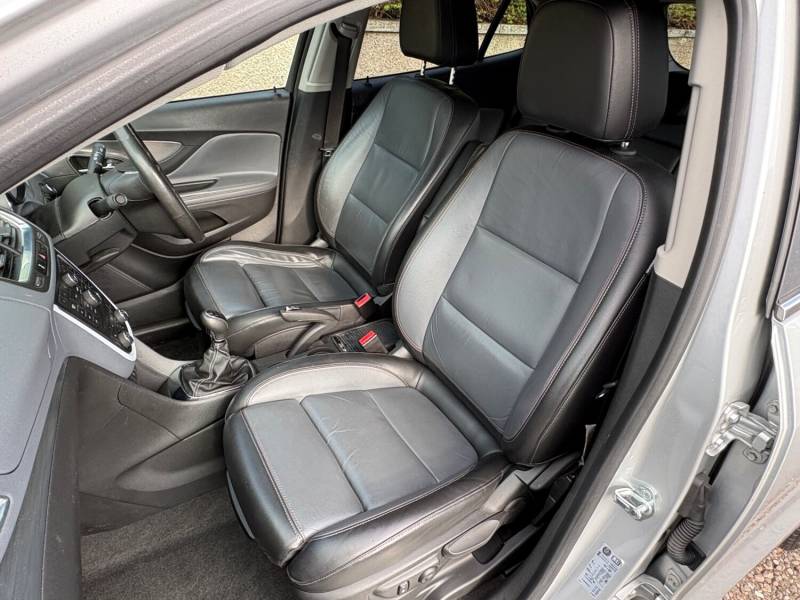 VAUXHALL MOKKA