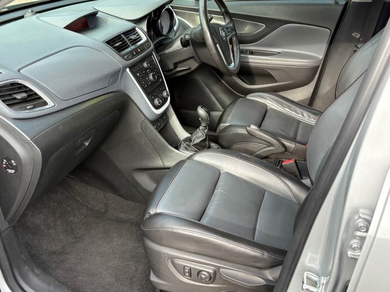 VAUXHALL MOKKA