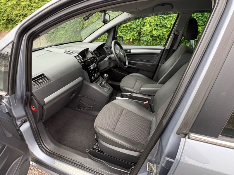 VAUXHALL ZAFIRA
